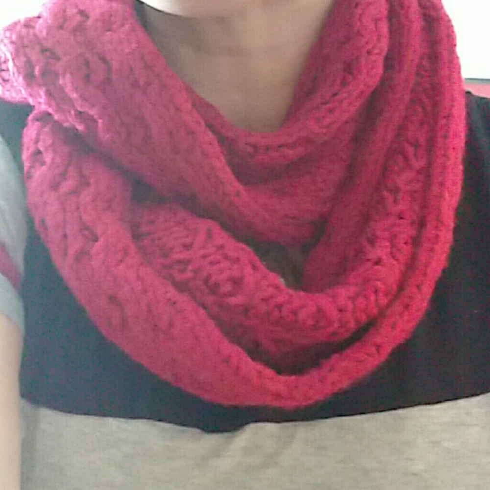 Infinity scarf